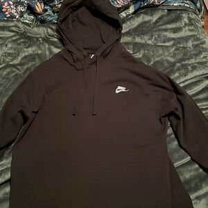 Women’s Nike lightweight hoodie